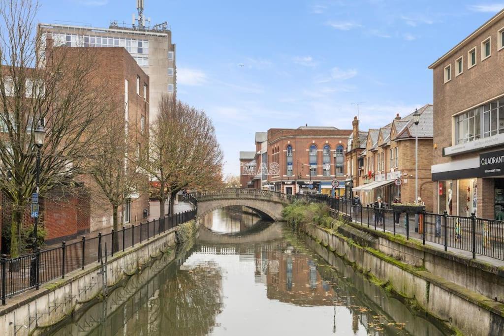 Chelmsford Centre View Sleep 4 Next Chelmer Canal Exteriér fotografie